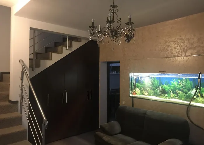Center By Acme Rent 게스트하우스 3*