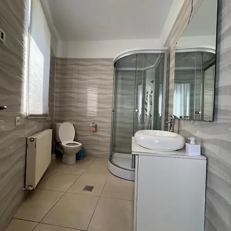 Center By Acme Rent 4*