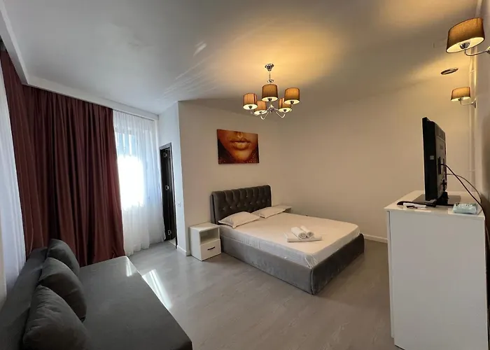 Center By Acme Rent