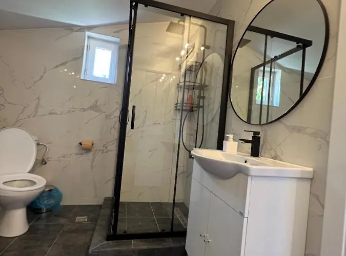 Center By Acme Rent 4*