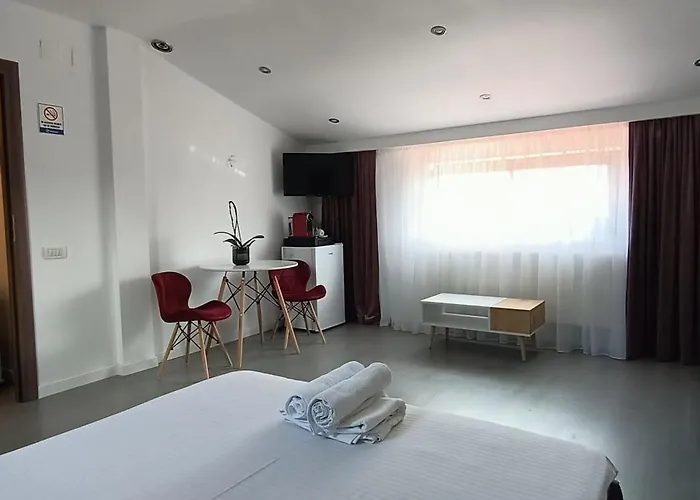 Center By Acme Rent 3*