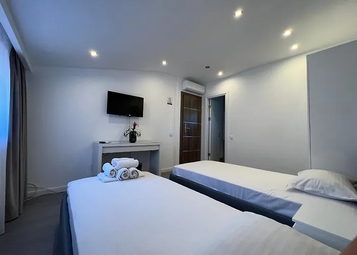 Center By Acme Rent Гостьовий будинок Бухарест