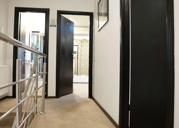 Гостьовий будинок Center By Acme Rent 4*