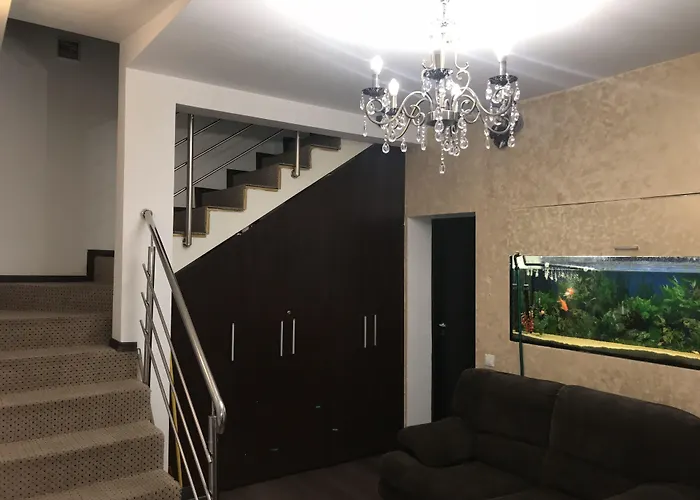 Center By Acme Rent Гостьовий будинок