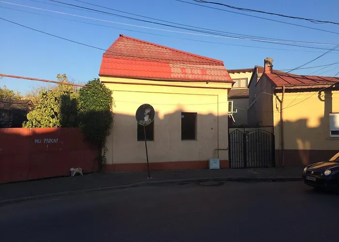 Center By Acme Rent 3*