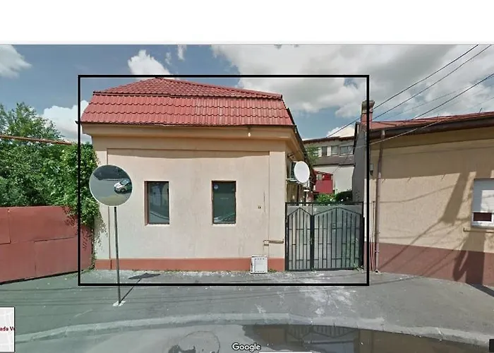 Center By Acme Rent Гостьовий будинок