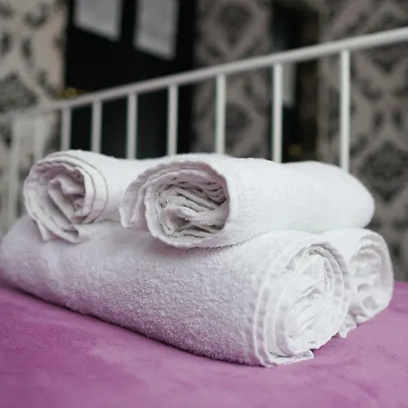 Center By Acme Rent Guest house