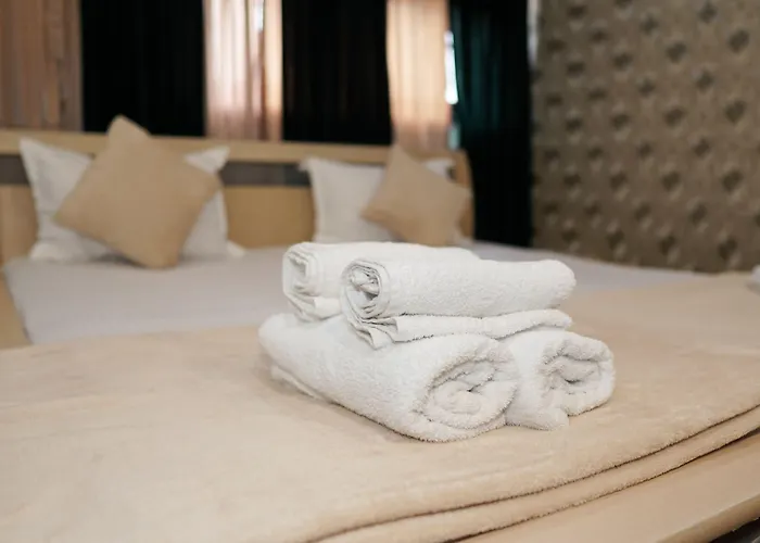 Center By Acme Rent 3*