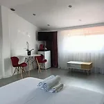 Center By Acme Rent 3*