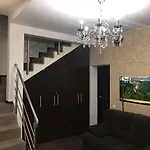 Center By Acme Rent Guest house