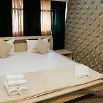 Center By Acme Rent 3* Bucharest