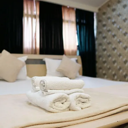 Center By Acme Rent 4*